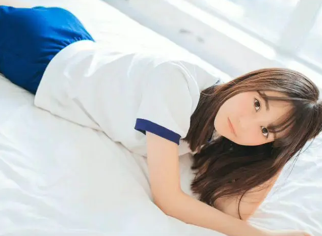 傲世狂龙封面图