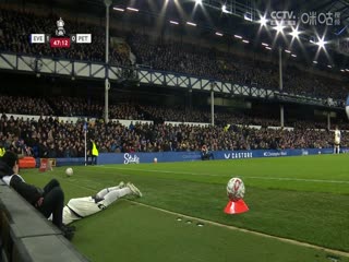 足总杯第三轮比赛 埃弗顿VS彼得堡联 20250110封面图