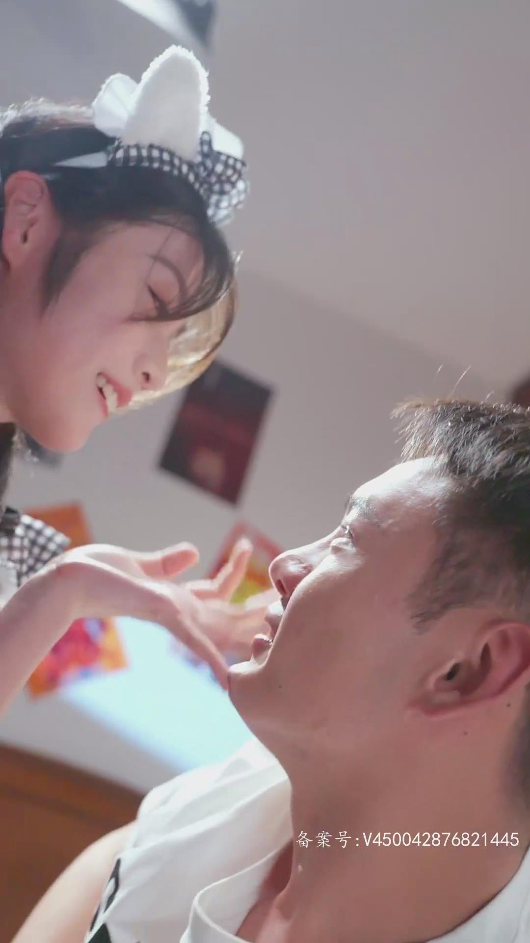 绝色女友是天师封面图